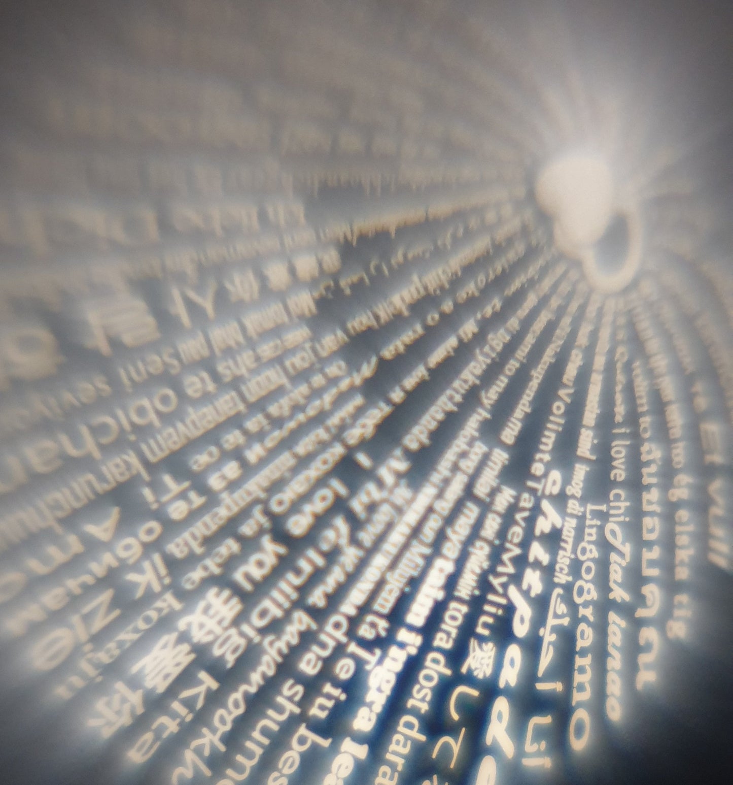 Сребърно бижу колие в подаръчна кутия