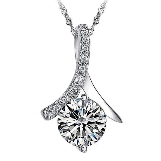 Сребърно бижу  колие в подаръчна кутия