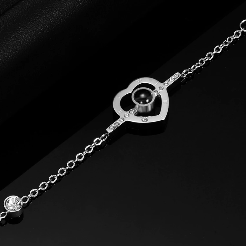 Сребърно бижу  колие в подаръчна кутия