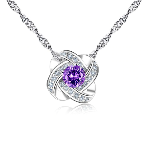 Сребърно бижу  колие в подаръчна кутия